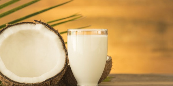 Recette : Soupe de lait de coco au poulet 